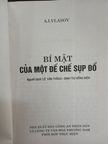  Bí Mật Của Một Đế Chế Sụp Đổ – A.I.Vlasov 