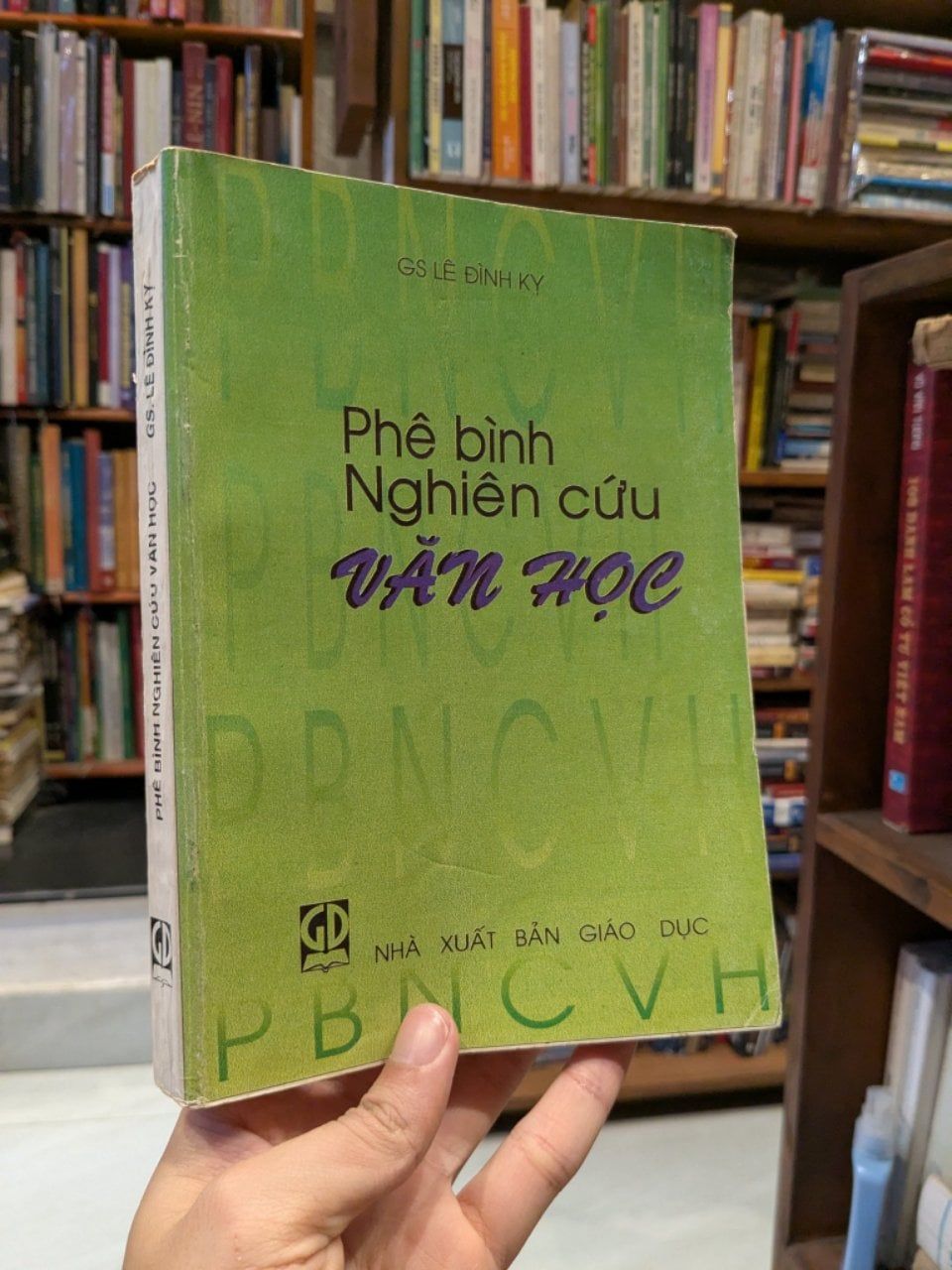  Phê bình nghiên cứu văn học - GS Lê Đình Kỵ 