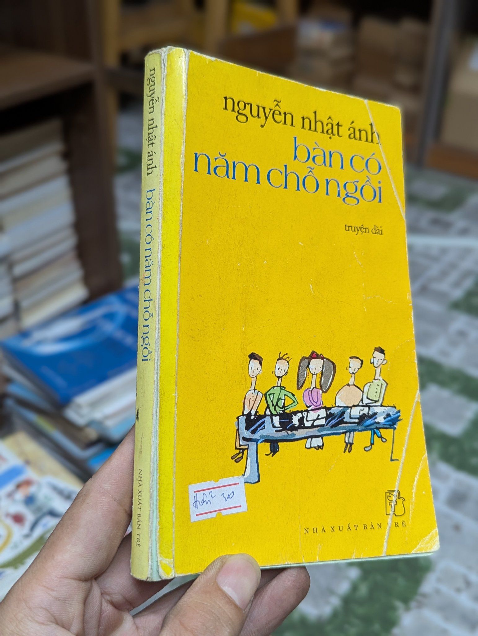 Bàn Có Năm Chỗ Ngồi - Nguyễn Nhật Ánh – Momo Bookstore