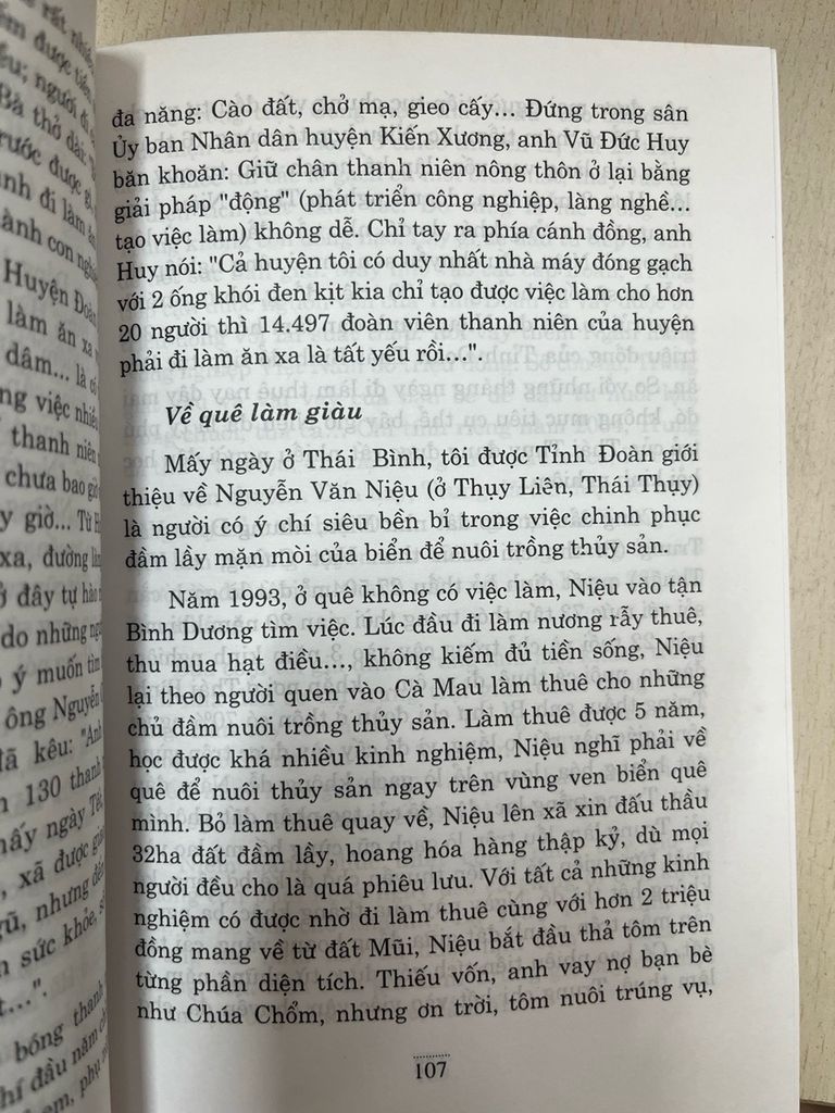  Những Bài Báo Đoạt Giải - Nhiều Tác Giả 