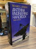  Antenna Engineering Handbook - Richard C. Johnson 