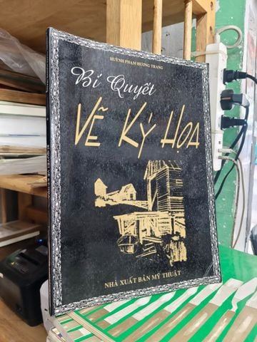 Bí Quyết Vẽ Ký Hoạ - Huỳnh Phạm Hương Trang