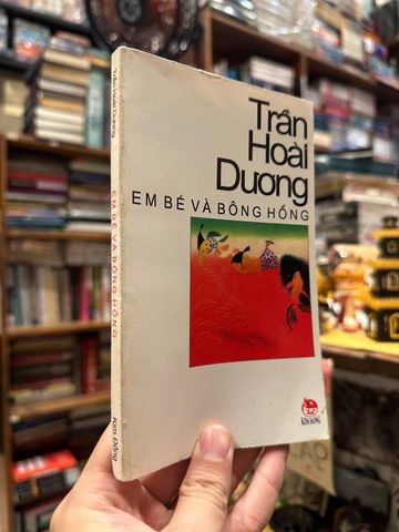  Em Bé Và Bông Hồng - Trần Hoài Dương 