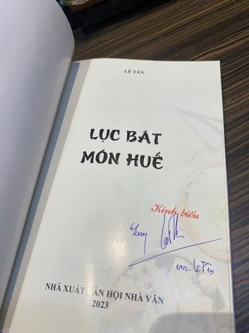  Lục bát món Huế - Lê Tân 