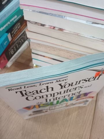  Teach yourself computers and the Internet Visually 
