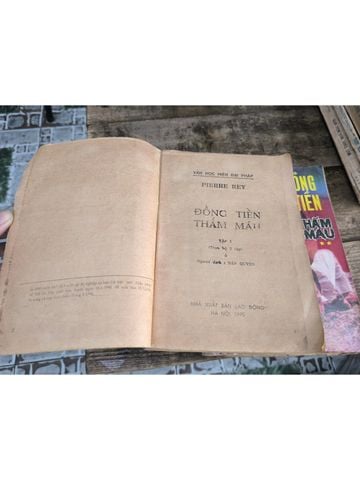  Đồng Tiền Thấm Máu - Pierre Rey 
