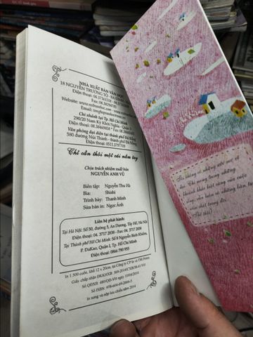  Chỉ Cần Thôi Một Cái Nắm Tay - Hoàng Yến Anh 