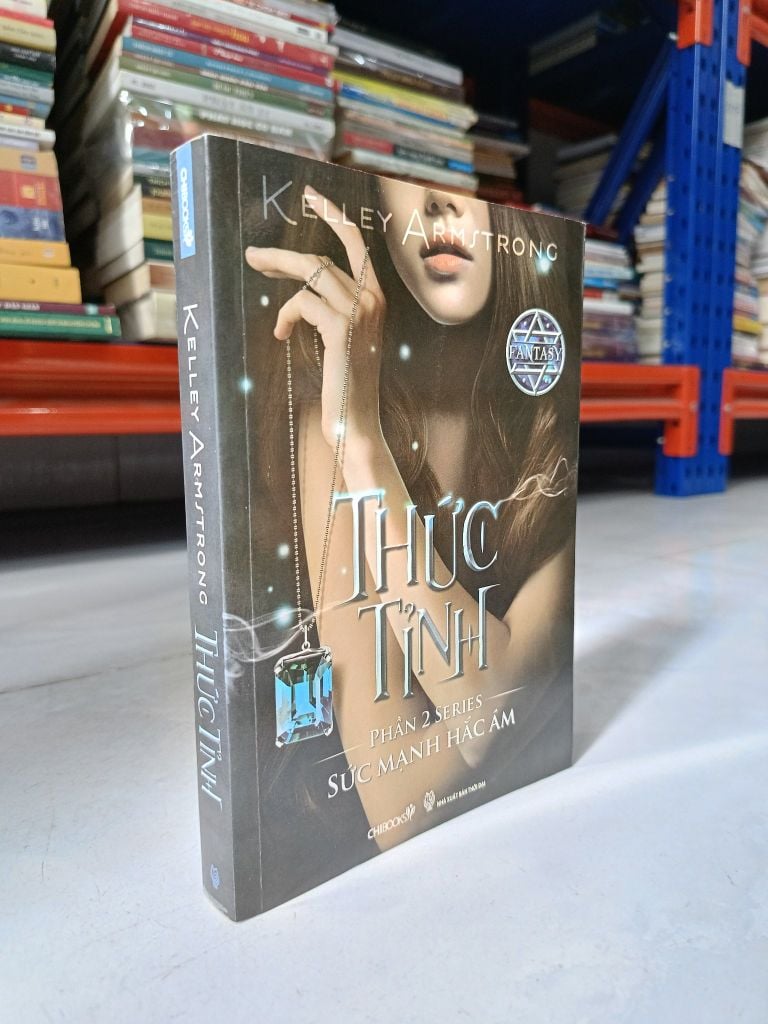  Thức Tỉnh - Kelly Armstrong 