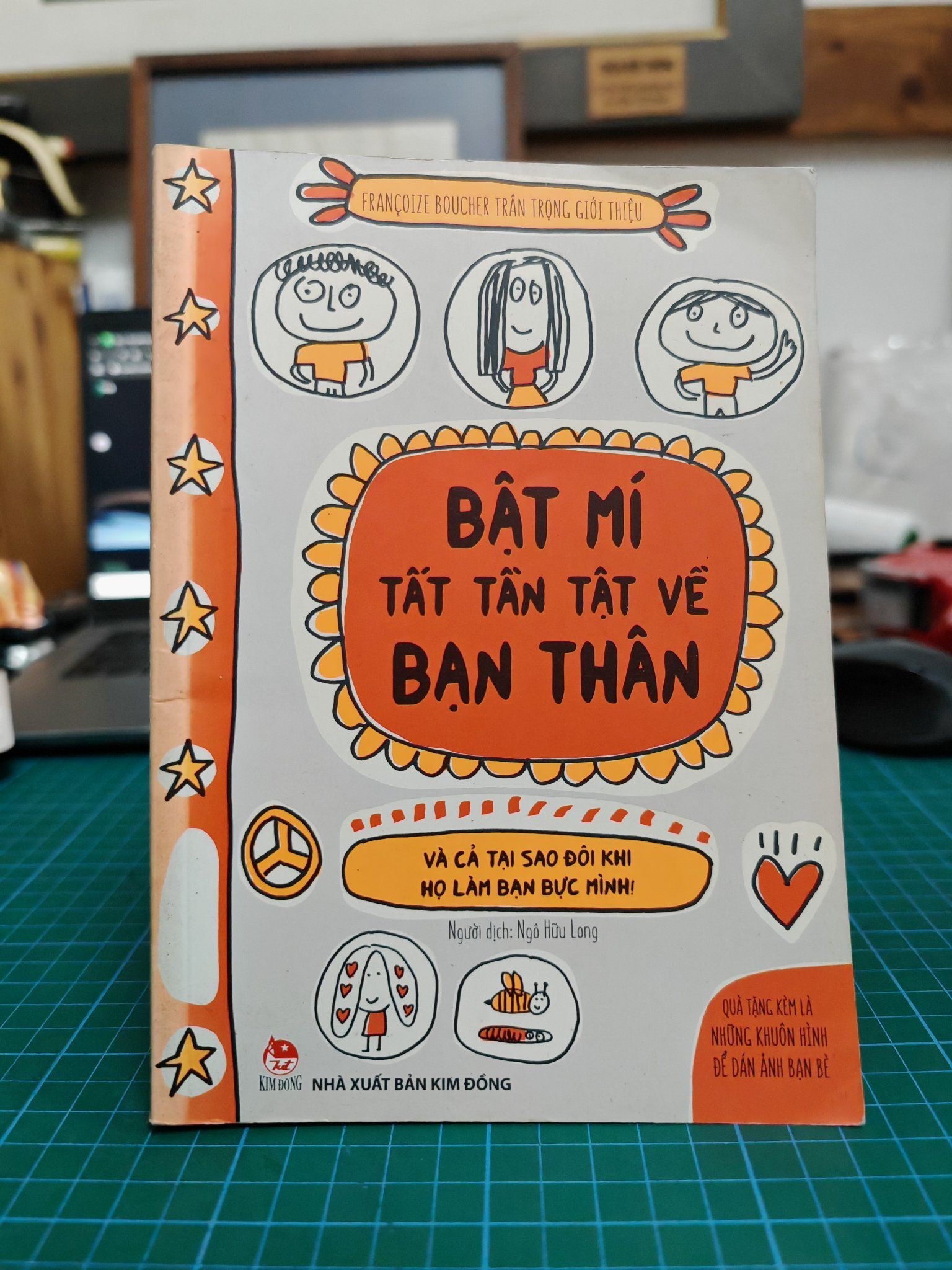  Truyện tranh bật mí tất tần tật về bạn thân 