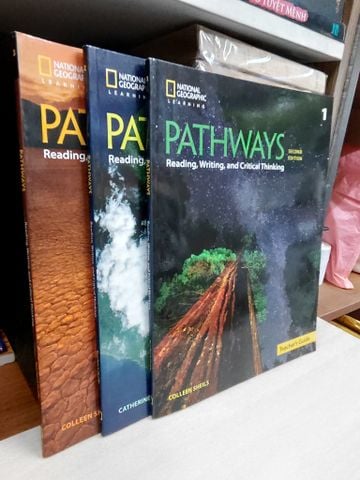  Pathways: Reading, Writing, and Critical Thinking - Colleen Sheils 