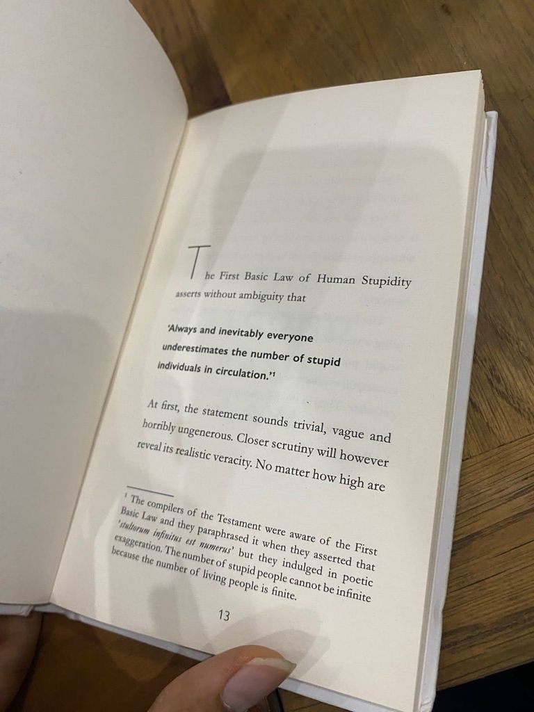  The Basic Laws of Human Stupidity - Carlo M. Cipolla 
