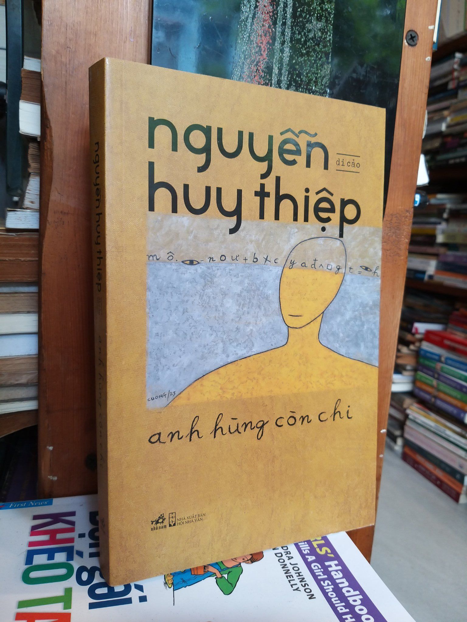  Anh hùng còn chi - Nguyễn Huy Thiệp 