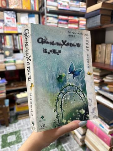  Gần Như Vậy Xa Đến Thế - Tình Không Lam Hề 