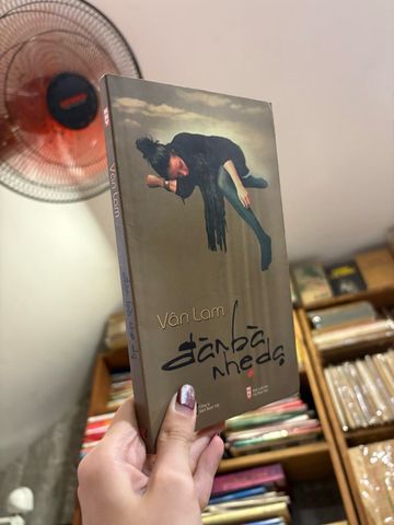 Đàn Bà Nhẹ Dạ - Vân Lam