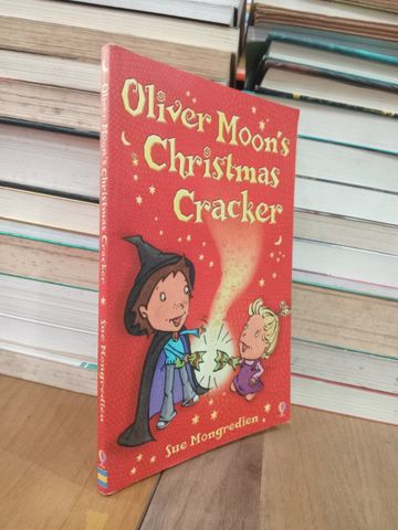  Oliver moon's christmas cracker - Sue Mongredien 