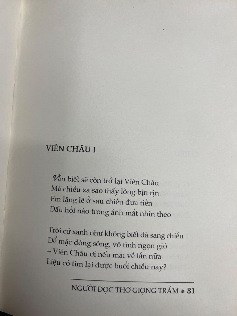  Người Đọc Thơ Giọng Trầm - Gia Dũng 