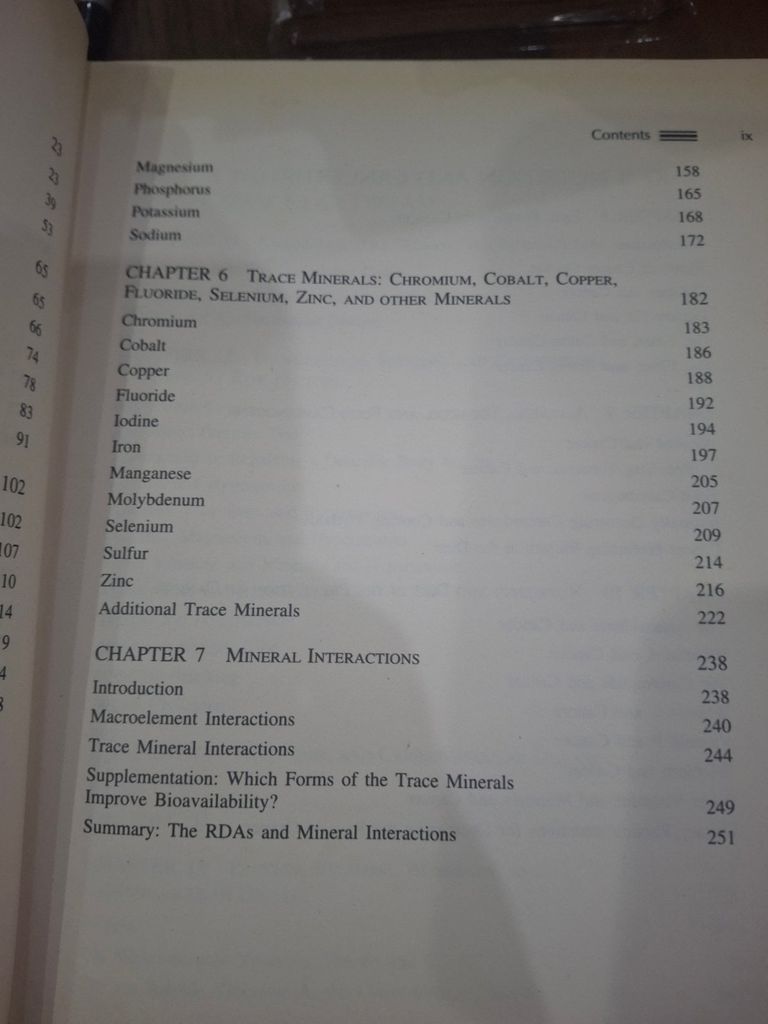  The Nutrition Desk Reference - Robert Garrison, Jr., M.A., R.Ph. & Elizabeth Somer, M.A., R.D. 