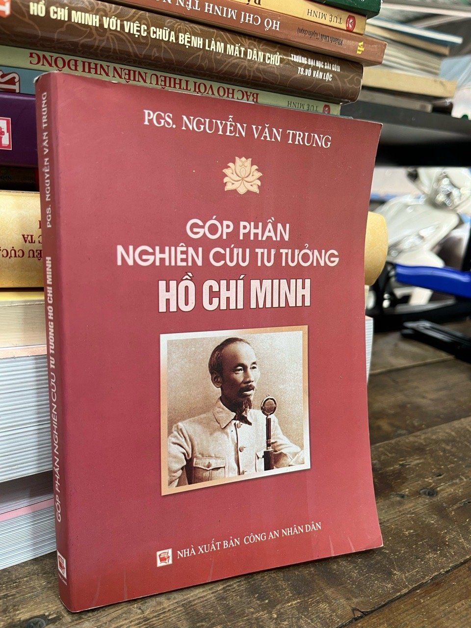  Góp phần nghiên cứu tư tưởng Hồ Chí Minh - PGS. Nguyễn Văn Trung 
