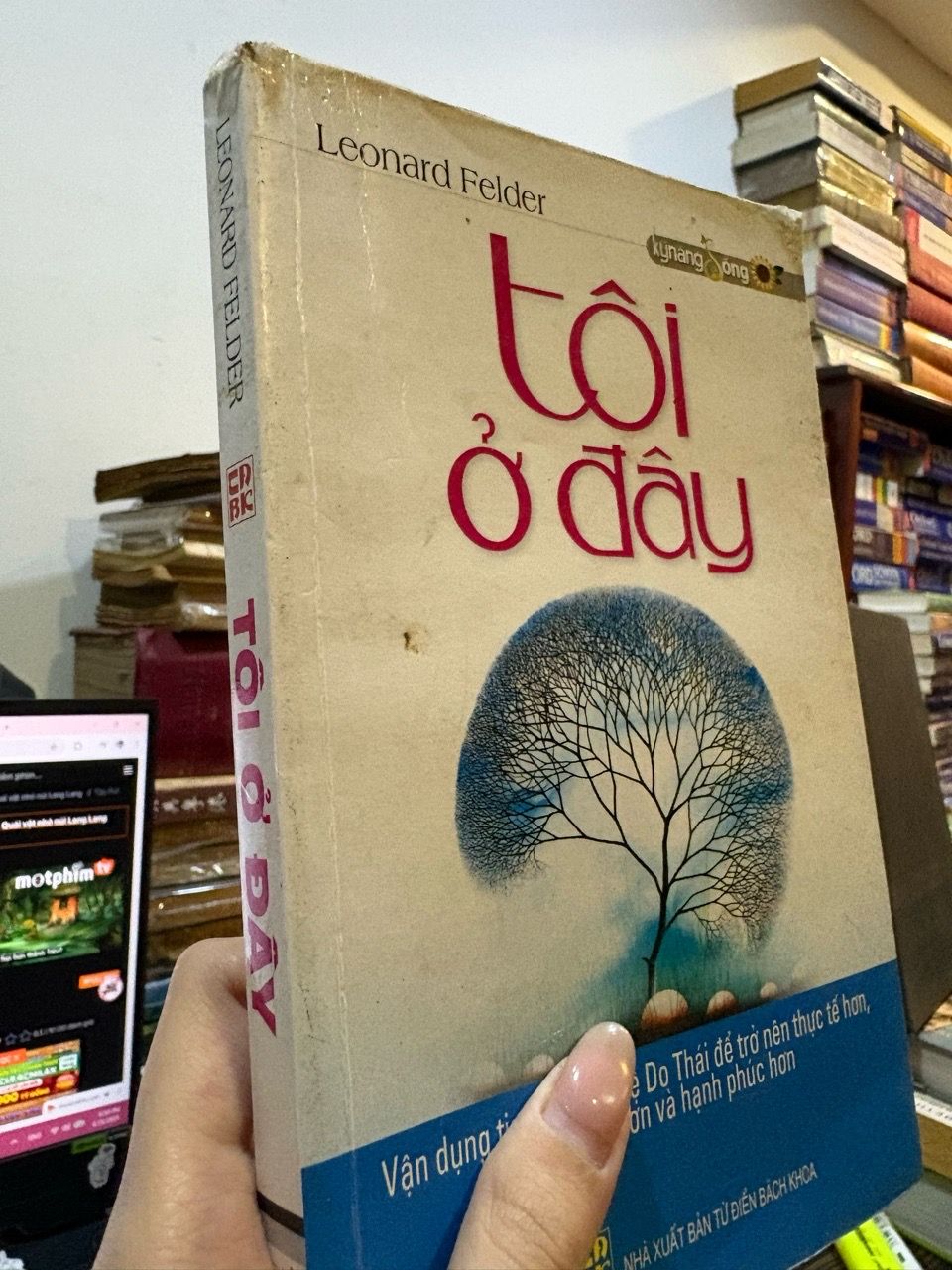  Tôi ở đây - Leonard Felder 