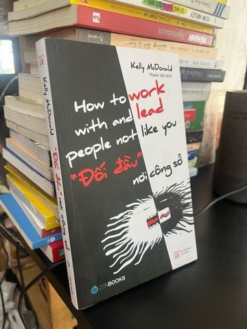 "Đối Đầu" Nơi Công Sở - Kelly Mcdonal