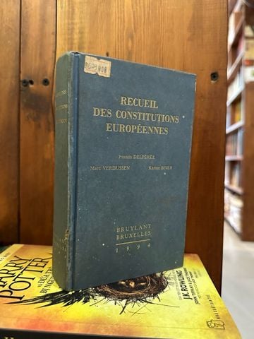  Recueil des constitutions Européennes 