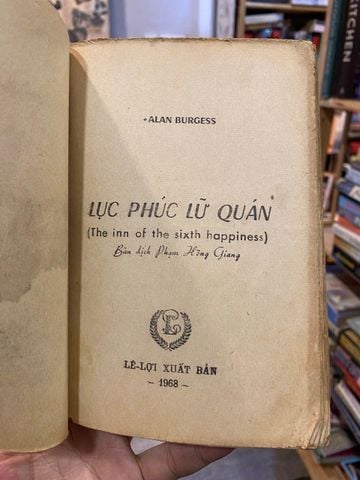  Lục phúc lữ quán - Alan Burgess (Phạm Hồng Giang dịch) 
