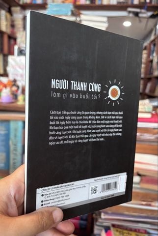 Người Thành Công Làm Gì Vào Buổi Tối? - Hayato Goto