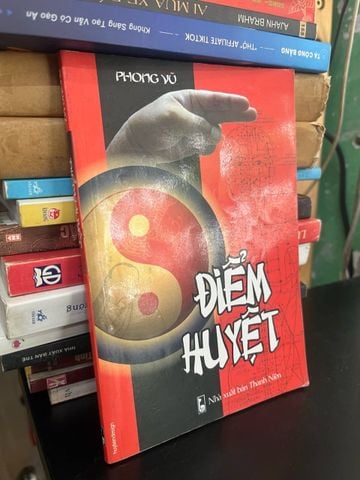 Điểm huyệt - Phong Vũ