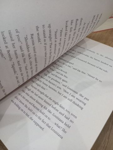  Raymie Nightingale - Kate DiCamillo 