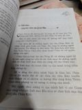  Linh Mục Ngài Là Ai?  - Nhiều Tác Giả 