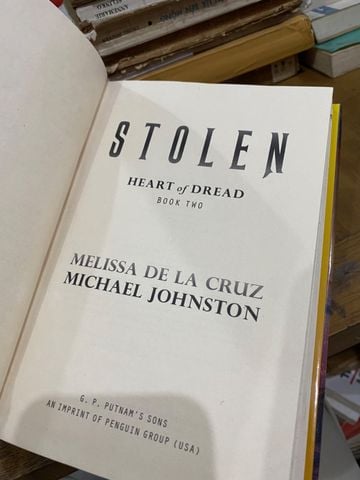  Heart Of Dread: Stolen - Melissa De La Cruz 