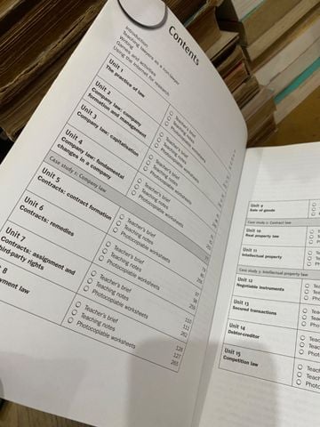 International Legal English (Teacher’s Book)