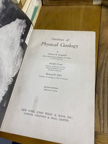  Outlines Of Geology 