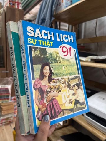 Sách Lịch Sự Thật