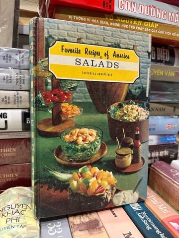 Favorite Recipes Of America : Salad
