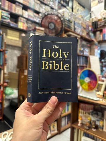 Mua Bán Sách Cũ - Thu Mua Sách Cũ Tận Nhà – Momo Bookstore