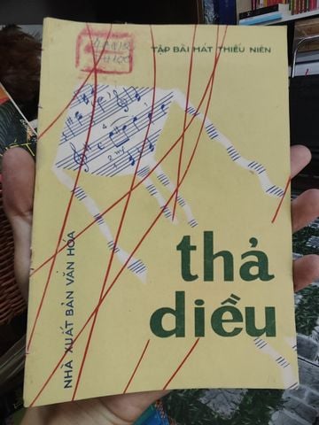 Tập Bài Hát Thiếu Niên Thả Diều