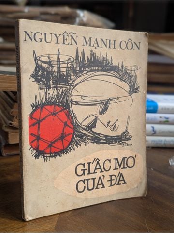  Giấc Mơ Của Đá – Nguyễn Mạnh Côn 