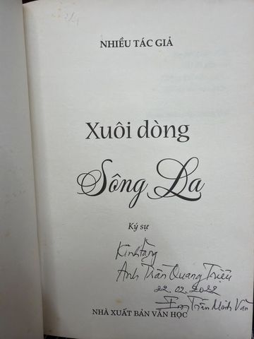  Xuôi Dòng Sông La – Nhiều Tác Giả 
