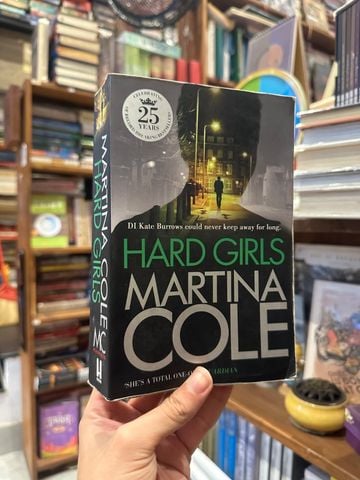 Chuyển nhà - Thanh lý sách cũ, mới Mua Bán Sách Cũ - Thu Mua Sách Cũ Tận Nhà – Momo Bookstore