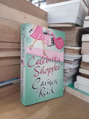  Celebrity Shopper – Carmen Reid 