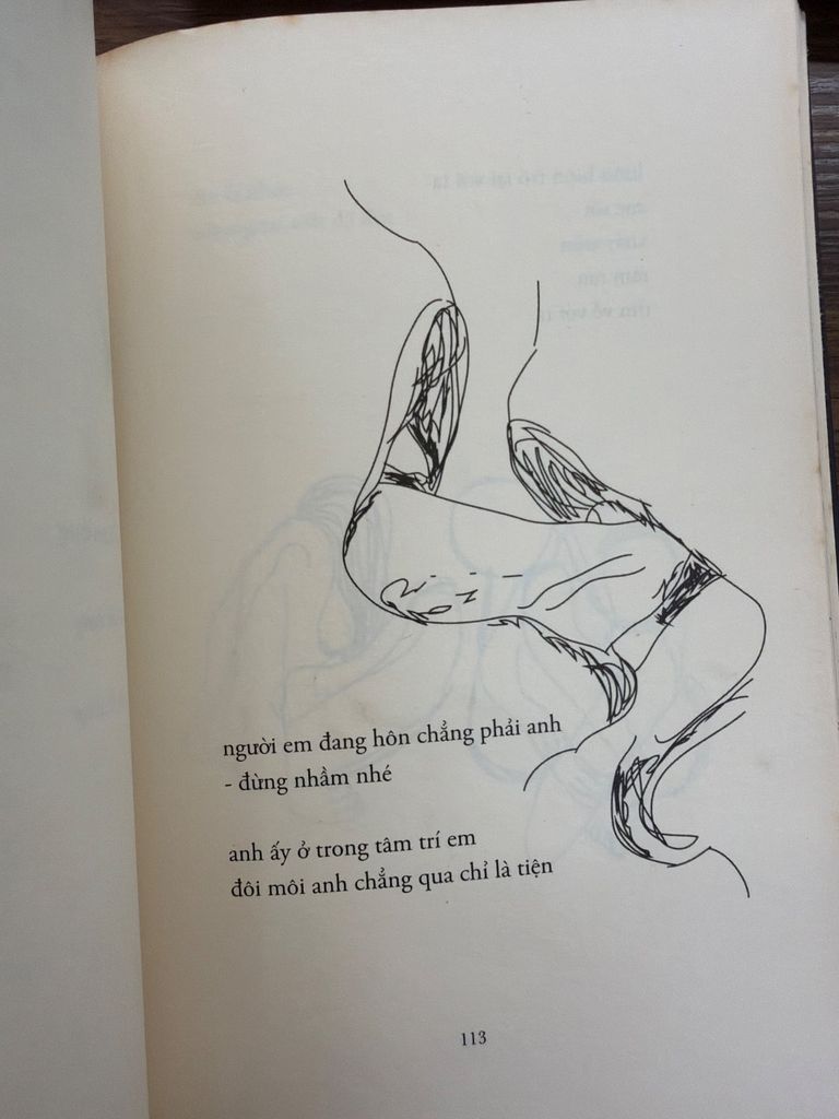  Sữa Và Mật – Rupi Kaur 