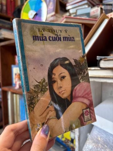  Mưa Cuối Mùa – Lý Thụy Ý 