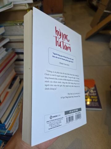  Hỷ Lạc Từ Tâm – Tenzin Gyatso, Desmond Tutu 