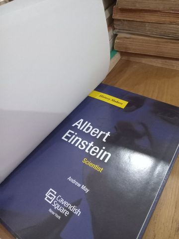  Albert Einstein: Scientist – Andrew May 