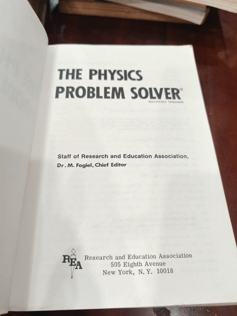  The Physics Problem Solver – Staff Of Research And Education Association 