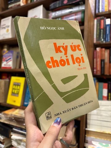  Ký Ức Chói Lọi – Hồ Ngọc Ánh 