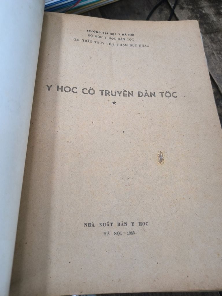  Y Học Cổ Truyền Dân Tộc – G.S. Trần Thúy, G.S. Phạm Duy Nhạc 