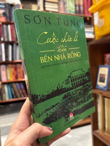  Cuộc Chia Li Trên Bến Nhà Rồng – Sơn Tùng 