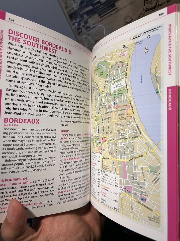  Discover France - Lonely Planet 